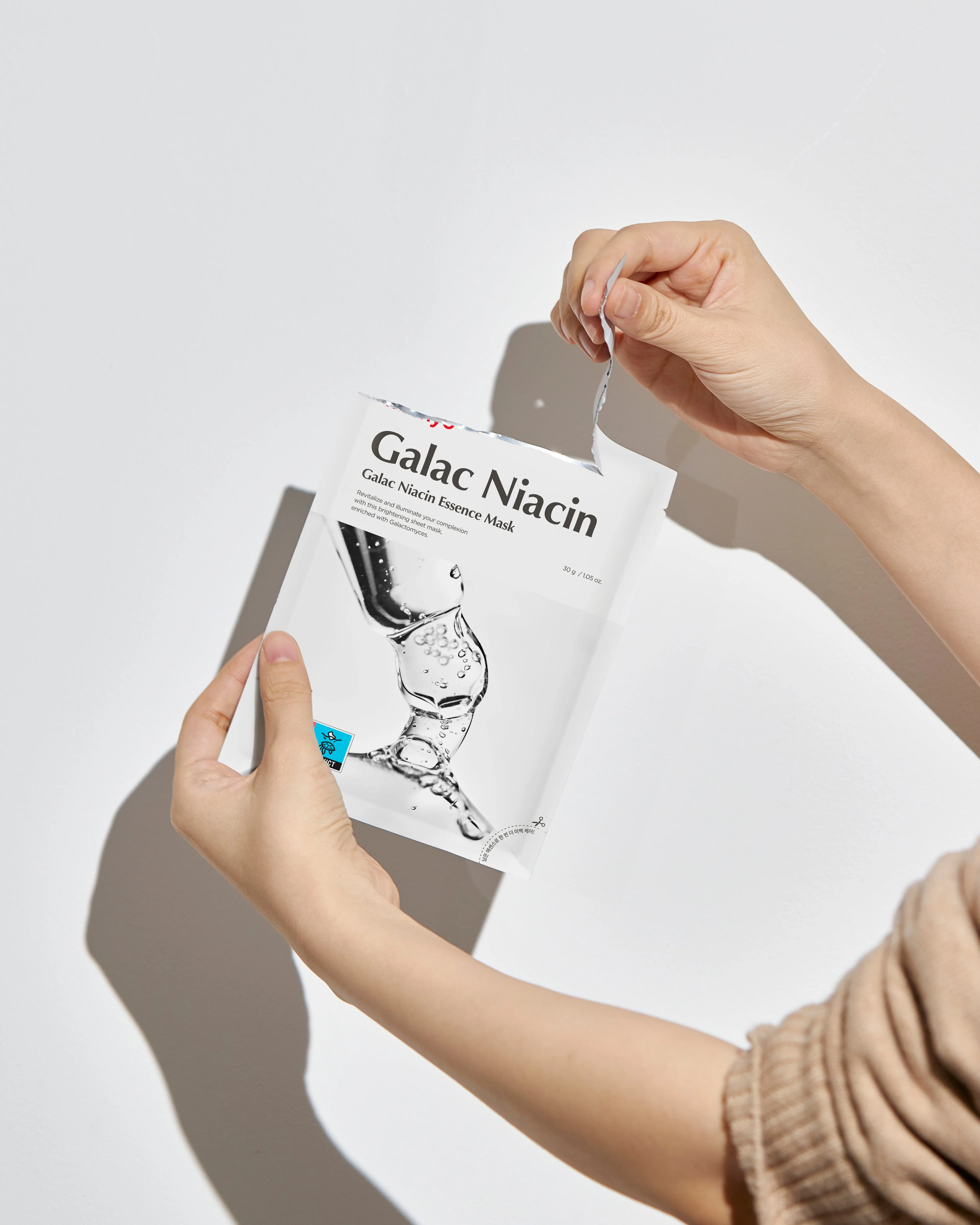 Galac Niacin Essence Mask - 10 Pack - Image 3